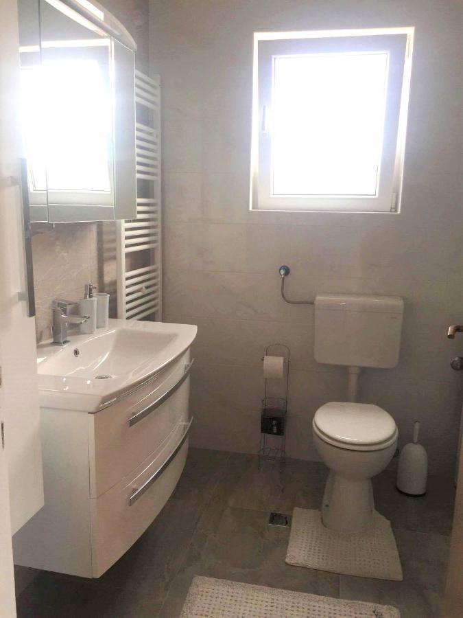 Strma Apartment *