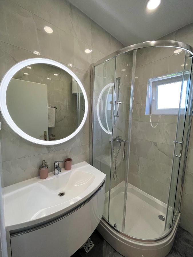 Strma Apartment *